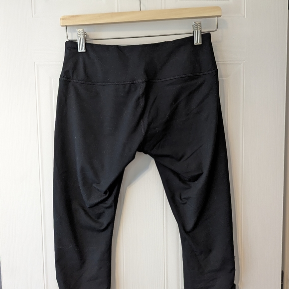 Brooks workout capris - Picture 2 of 2